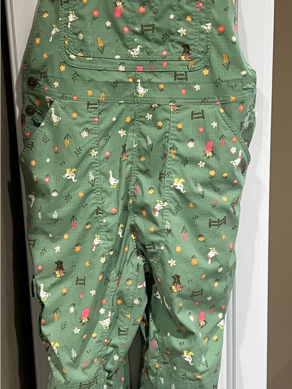 Duluth Trading Co Mint Green Floral Button Shirt